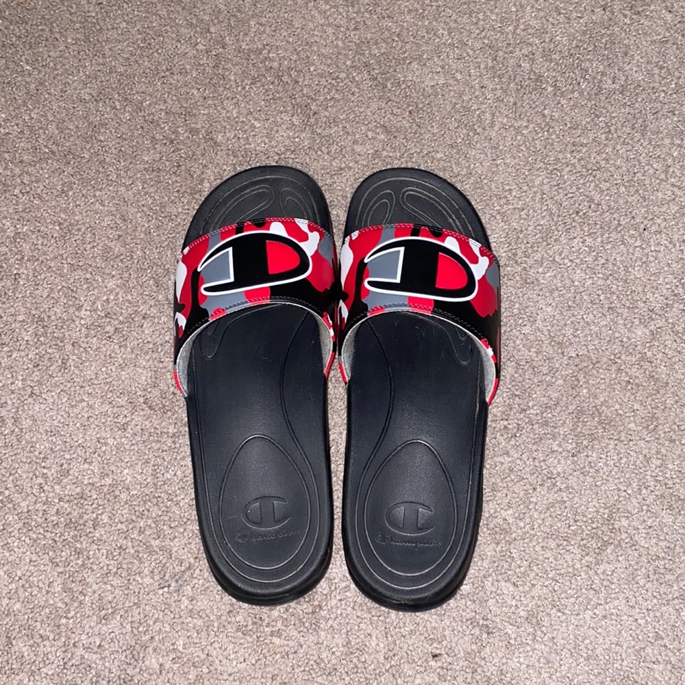 Black and red camo champion slides